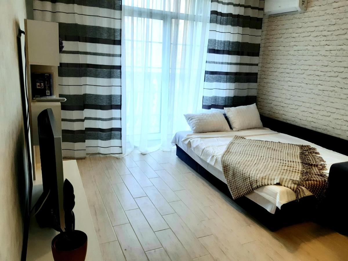 New England Deluxe Apartment Kiev Dış mekan fotoğraf